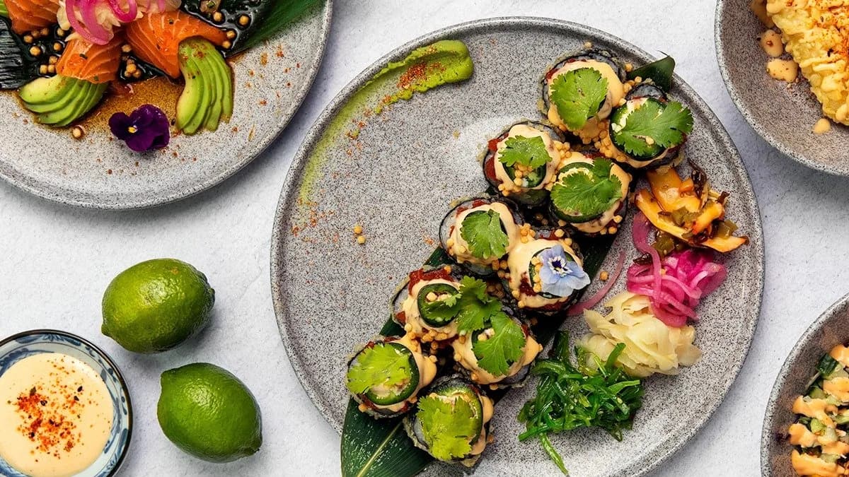 Lulu Sushi Pok Bar