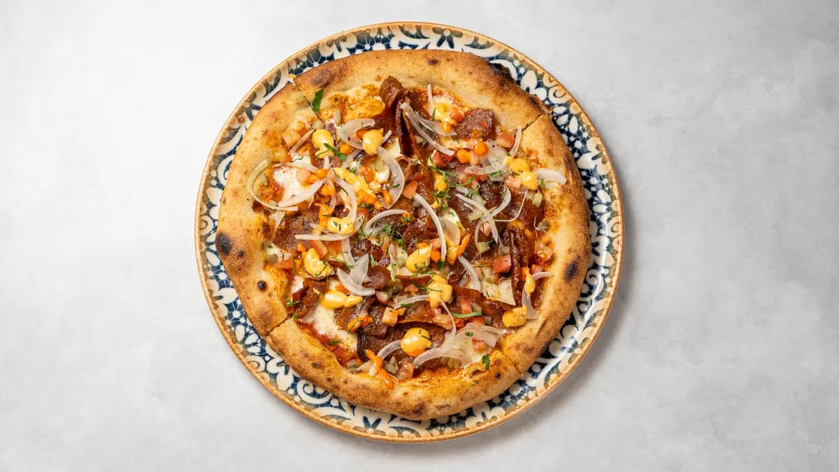 Sucuk Döner Pizza