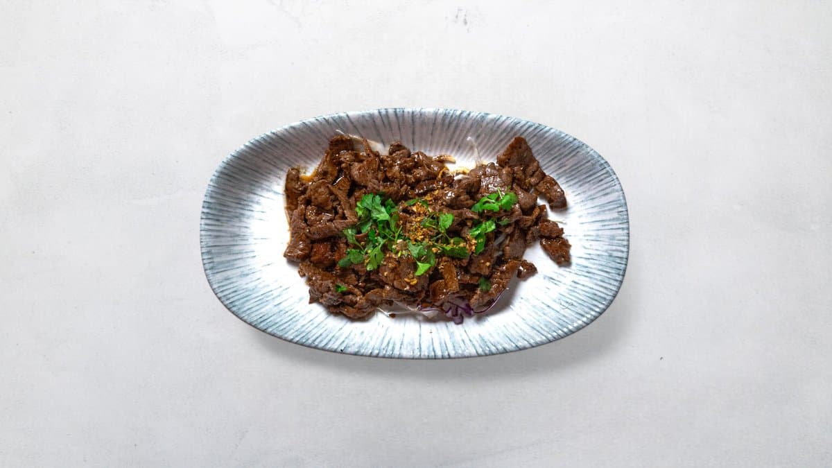 Gai / Nua Kratiem Prik Thai