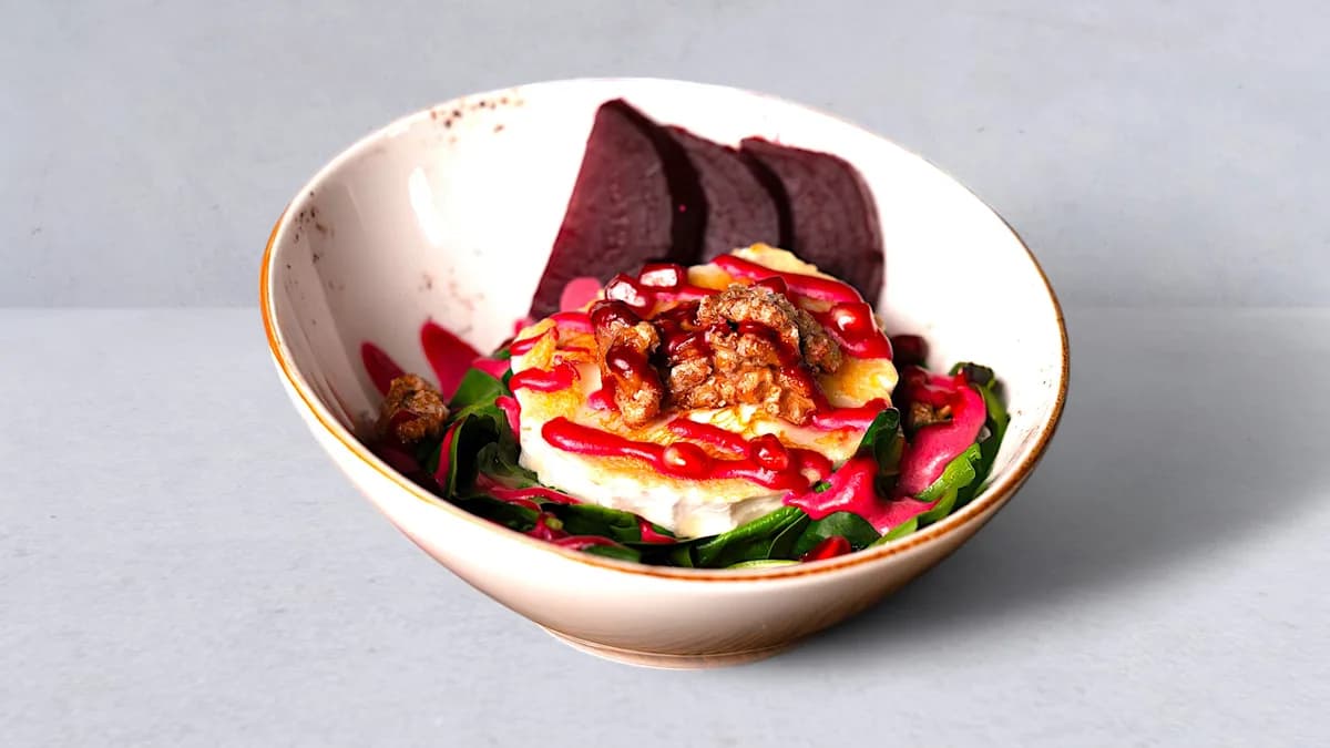 17. Ensalada de Chevré