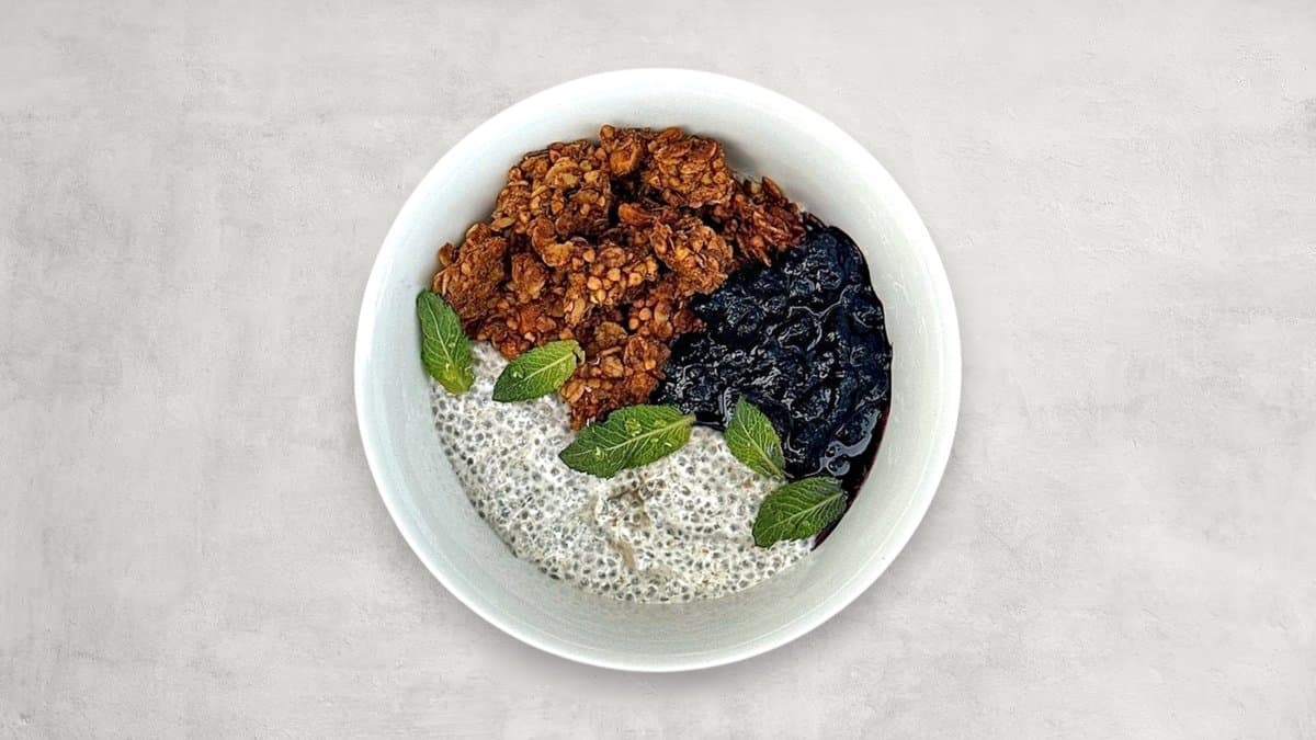 Lemon Blueberry Chia Pudding