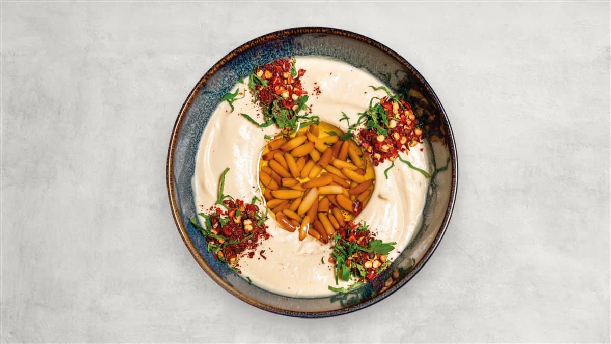 Hummus med pinjenötter