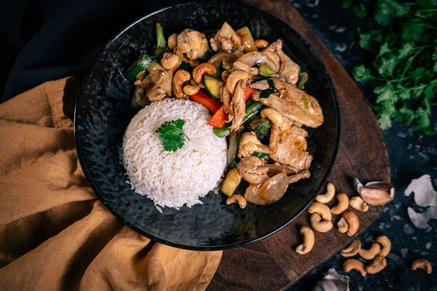 GAI PAD MAET MAMOUNG