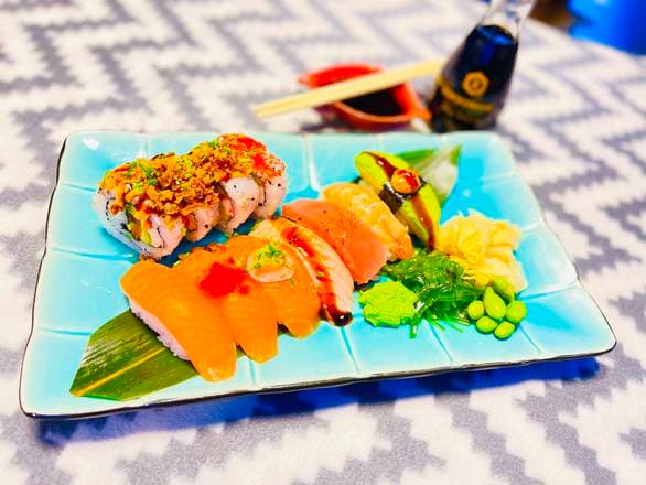 Sushi Moriwase Mellan- 11 Bitar