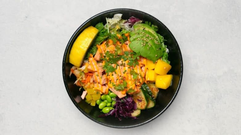 Poké Bowl Ångkokt Lax