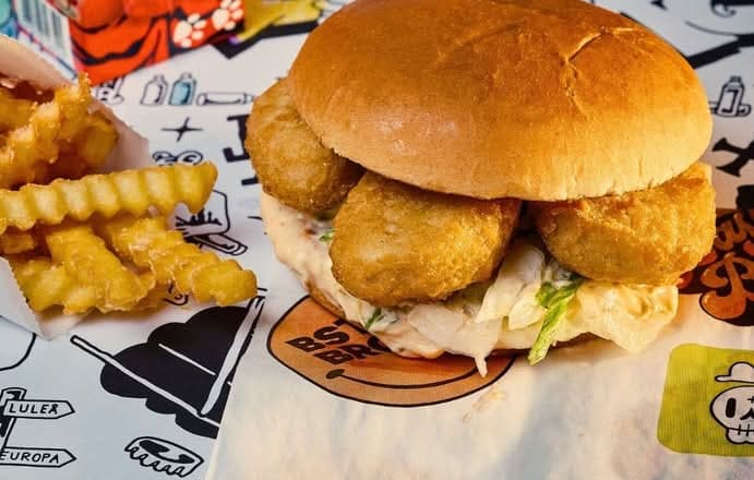 Kids Meal - Chicken Nuggets Burger