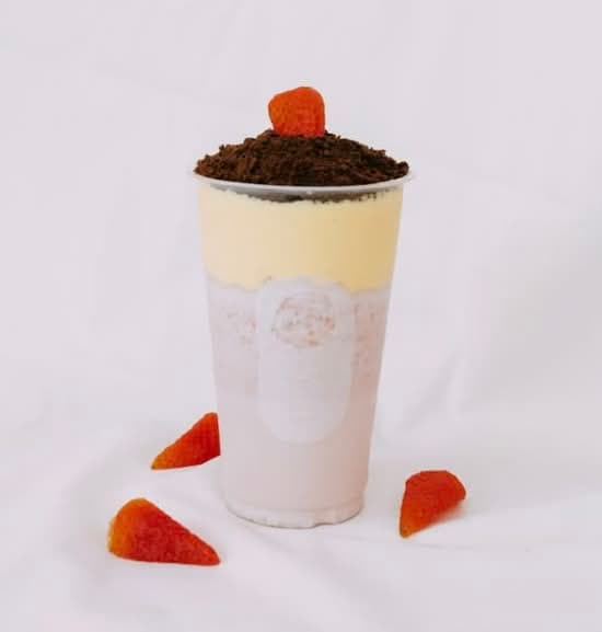 Flurry Strawberry Milk with Crème Brûlée