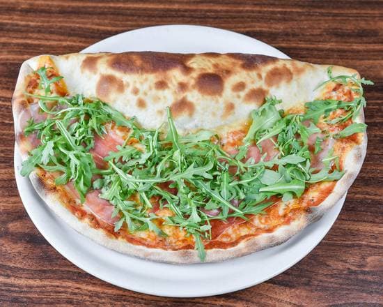 Pizza Mezzaluna
