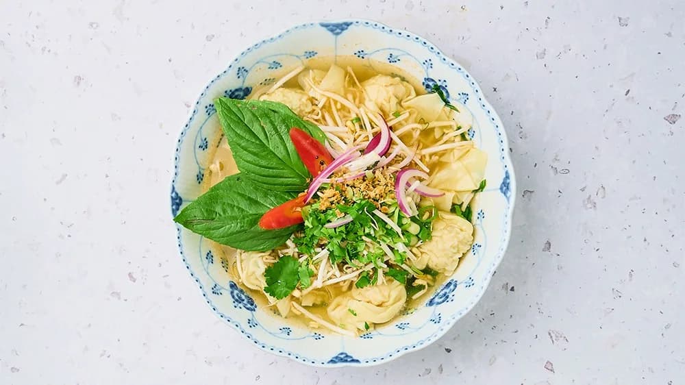 6. Wontonsoppa