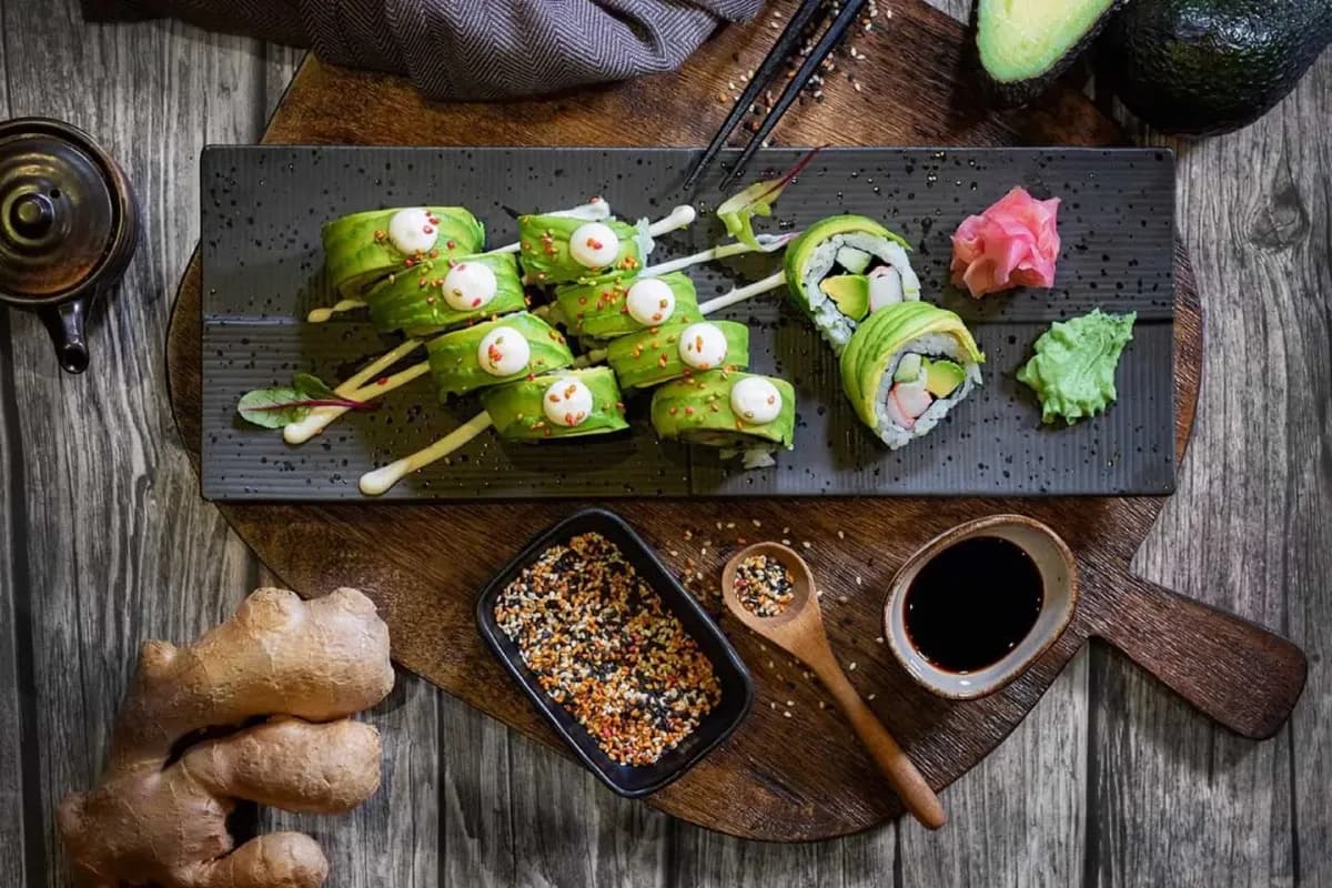 CALIFORNIA ROLL plus dryck