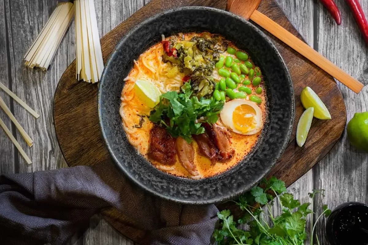 TORI RAMEN plus dryck