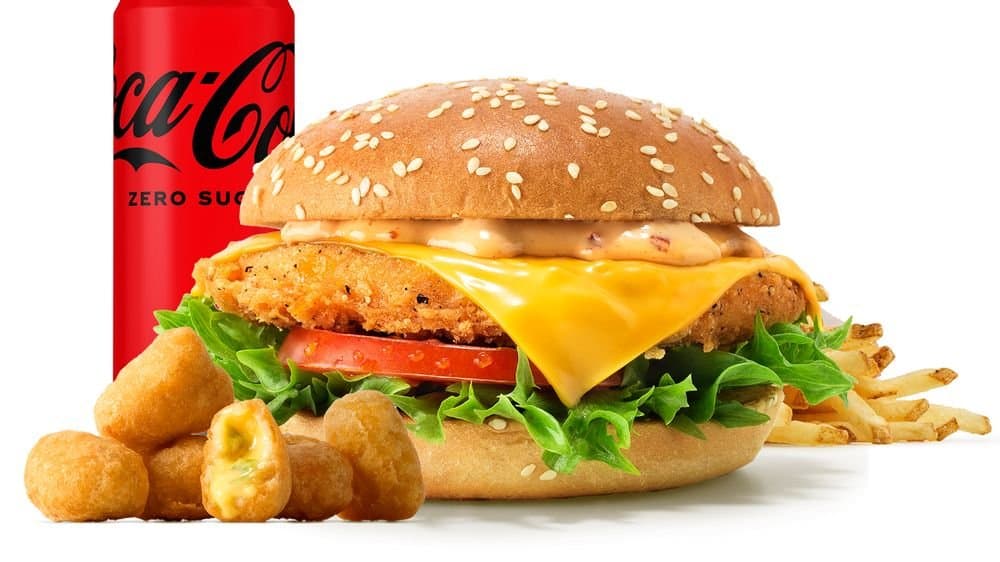 Crispy Chicken 'n' Cheese-mål och 6 st Chili Cheese.