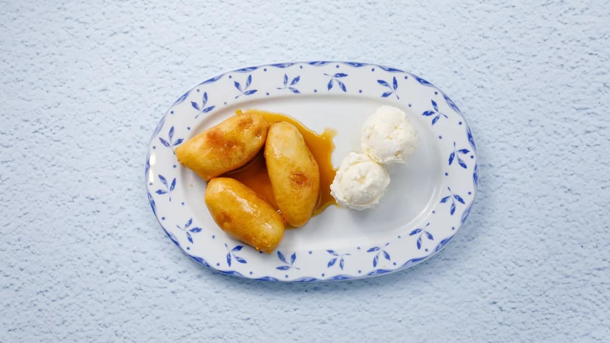 Fried Banana with Ice Cream