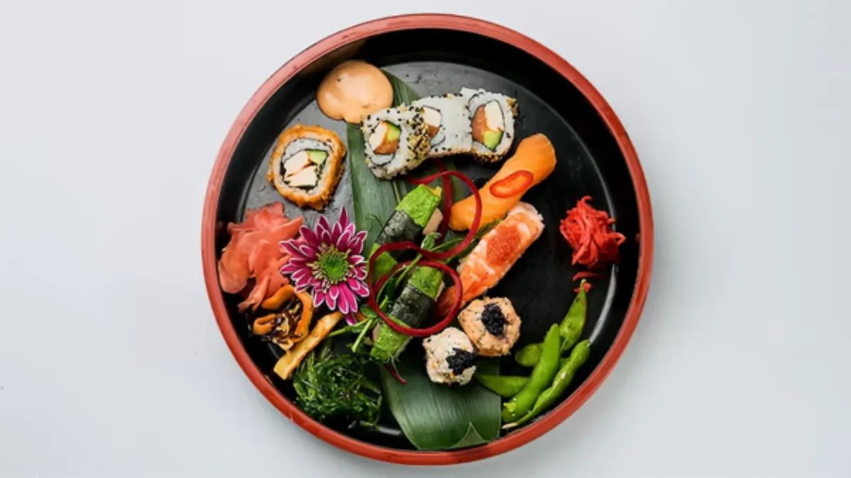 Sushi M - 10 Bitar