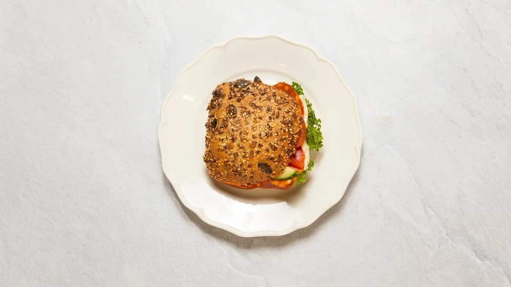Rågmacka Brie & Salami