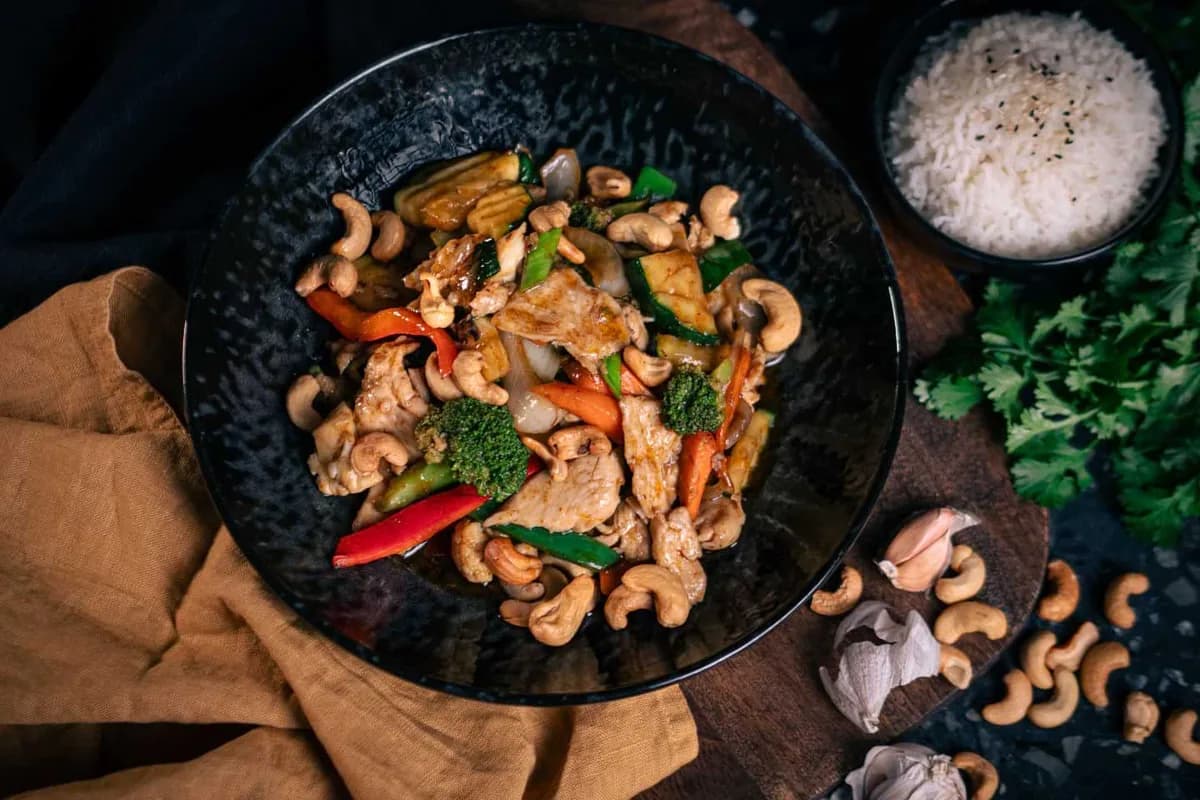 PAD MAET MAMOUNG