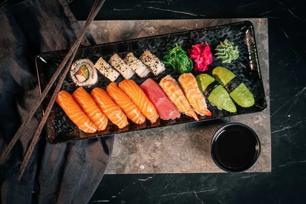 SUSHI 15 BITAR
