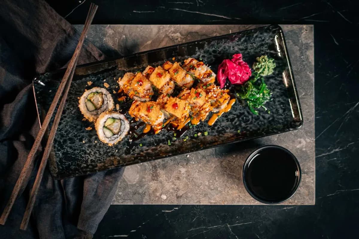 TEMPURA ROLLS