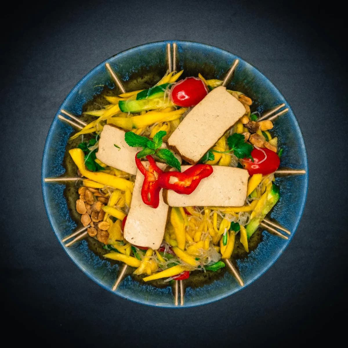 Mangosallad Tofu