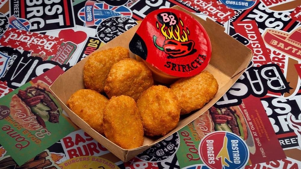 Chicken Nuggets 6 pcs + Dip