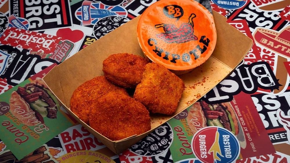 Spicy Chicken Nuggets 4 pcs + Dip