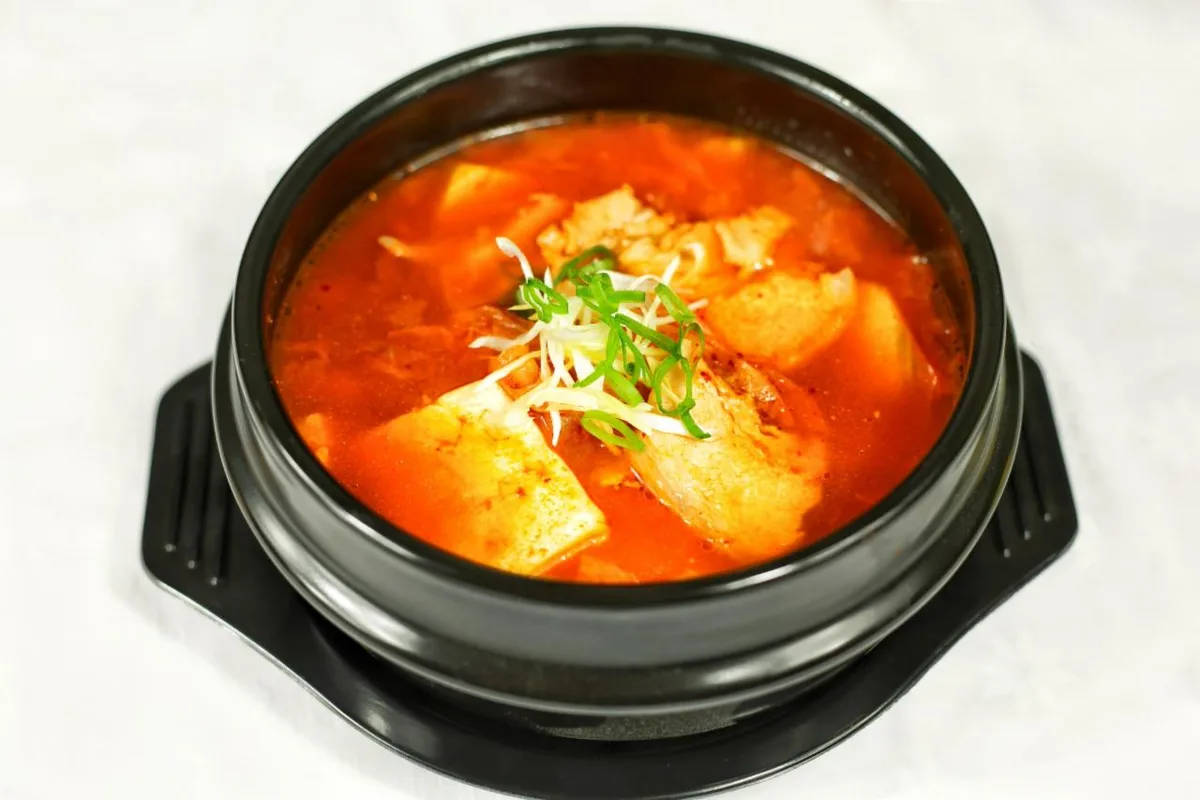 Kimchi-Jjigae