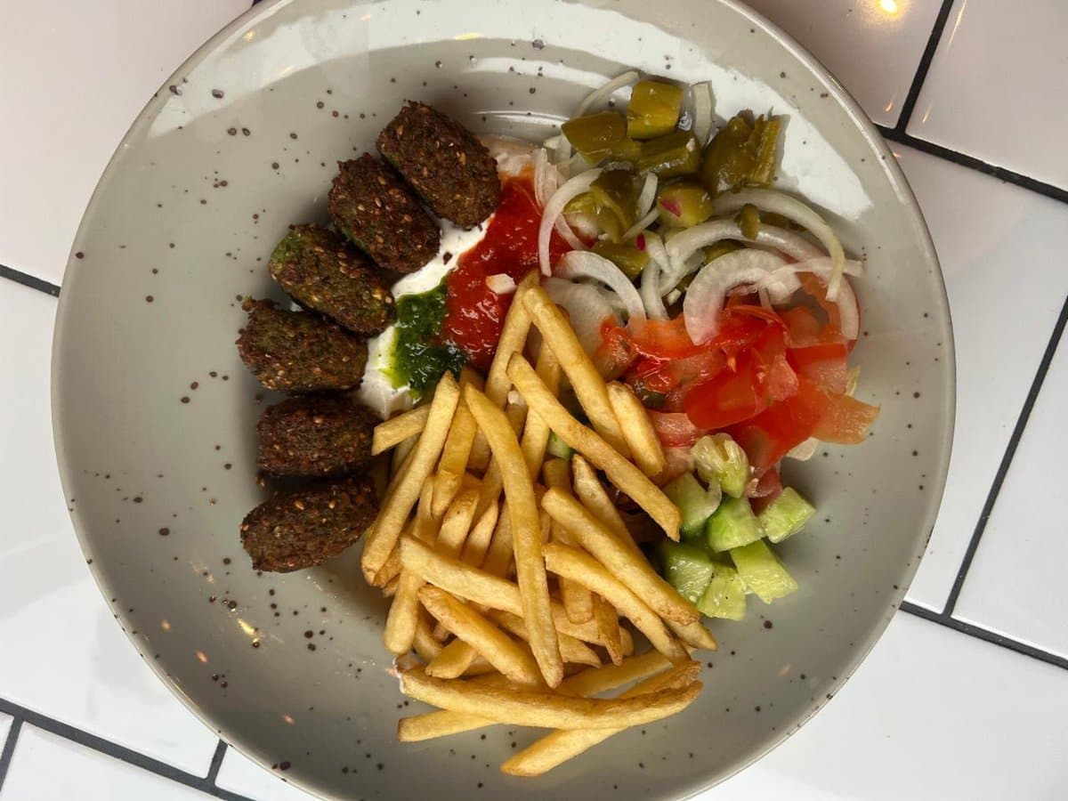Pommestallrik - Falafel