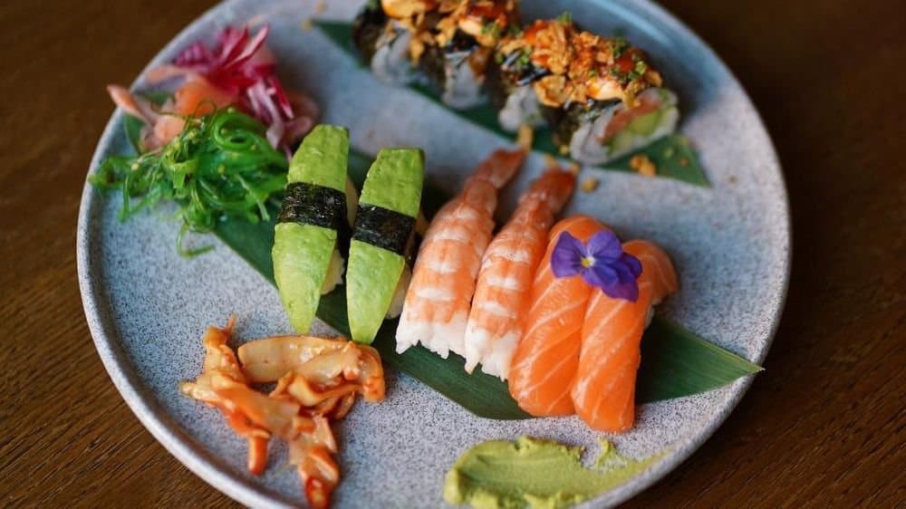 Signature Classic - 10 Sushi Plain