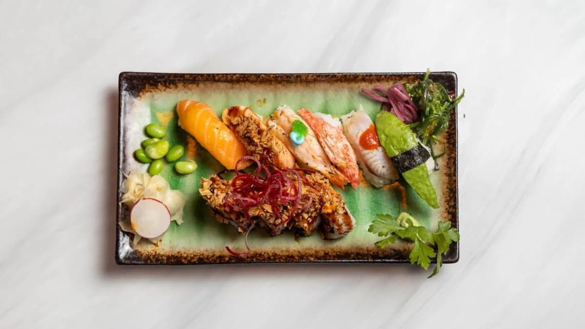 Sushi Moriawase - 10 Bitar