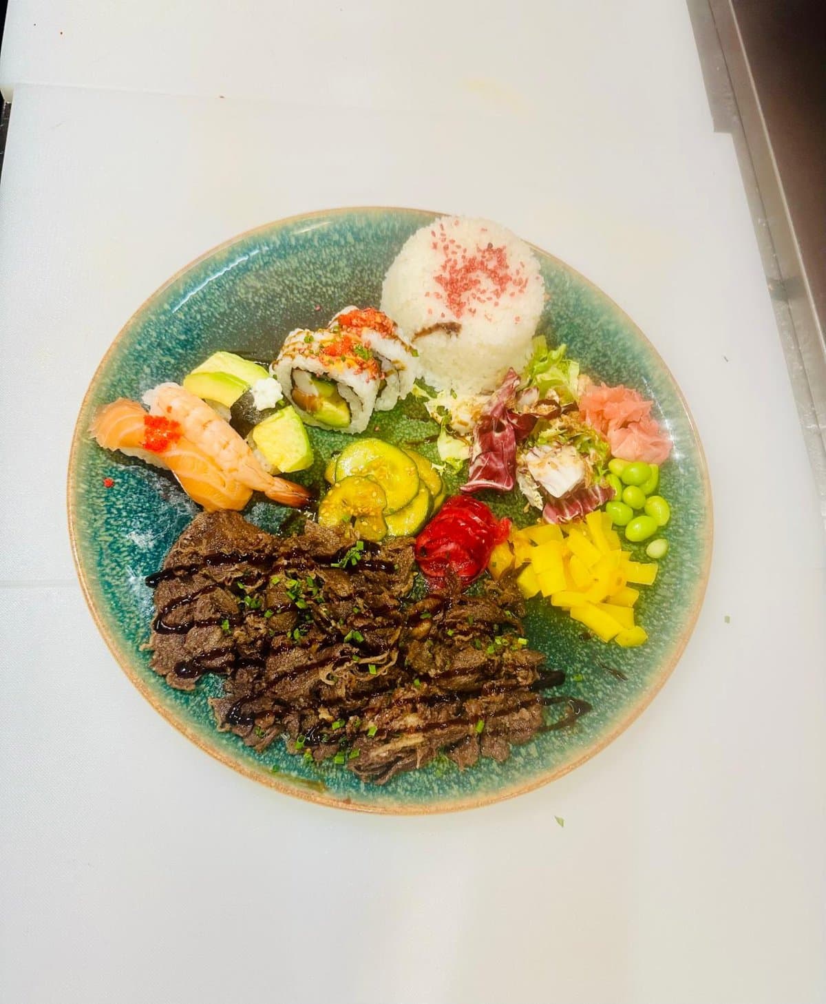 Sushiniku
