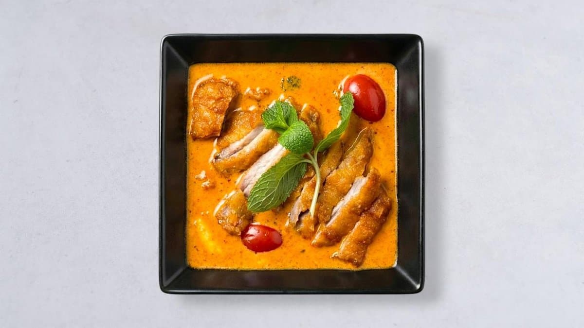 2.5-Röd curry