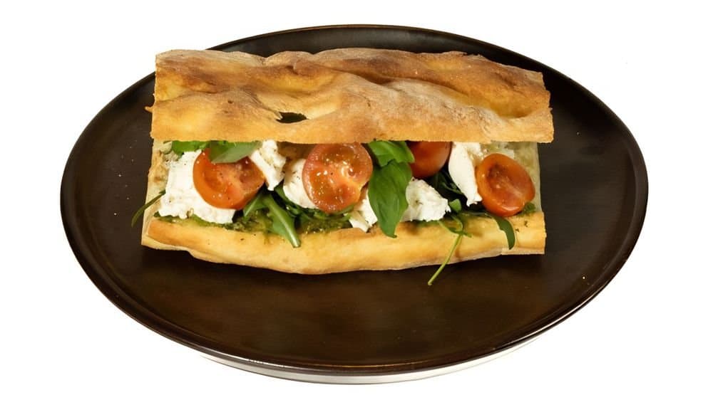 Grillad Pinsa Caprese