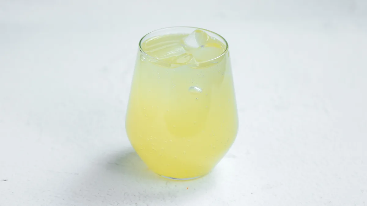 Lemonad Rosé jordgubb/mynta kolsyrad ekologisk